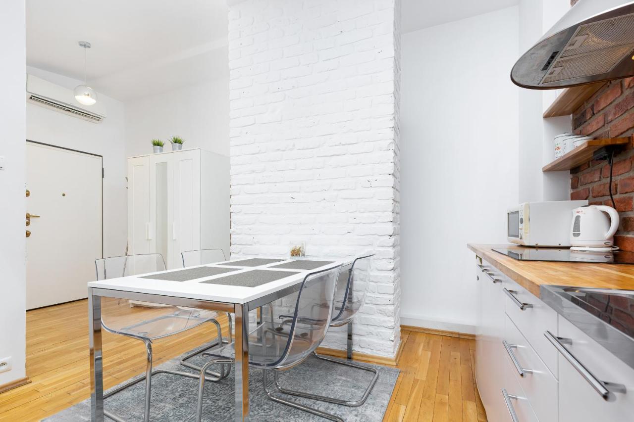 Centre Poznanska With Air-conditioning By Renters Warszawa